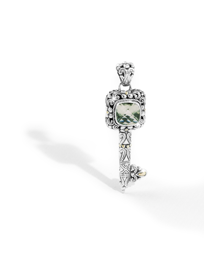 Green Amethyst Key Pendant – Vintage Sterling Silver with 18k gold